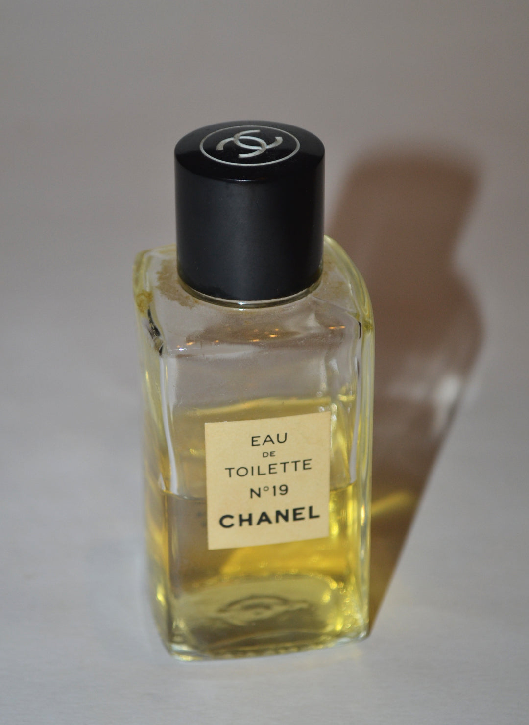 Chanel No 19 Eau De Toilette