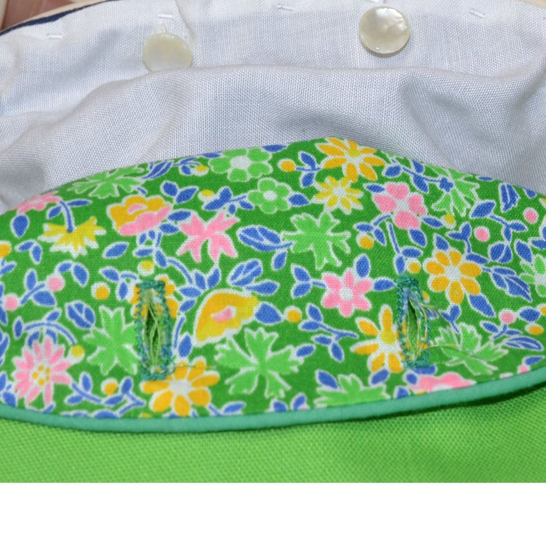 Green Bermuda Bag 1970's Purse With Plastic Snap Handles