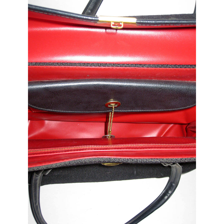 Vintage Vinyl Trimmed Lock Style Travelbag