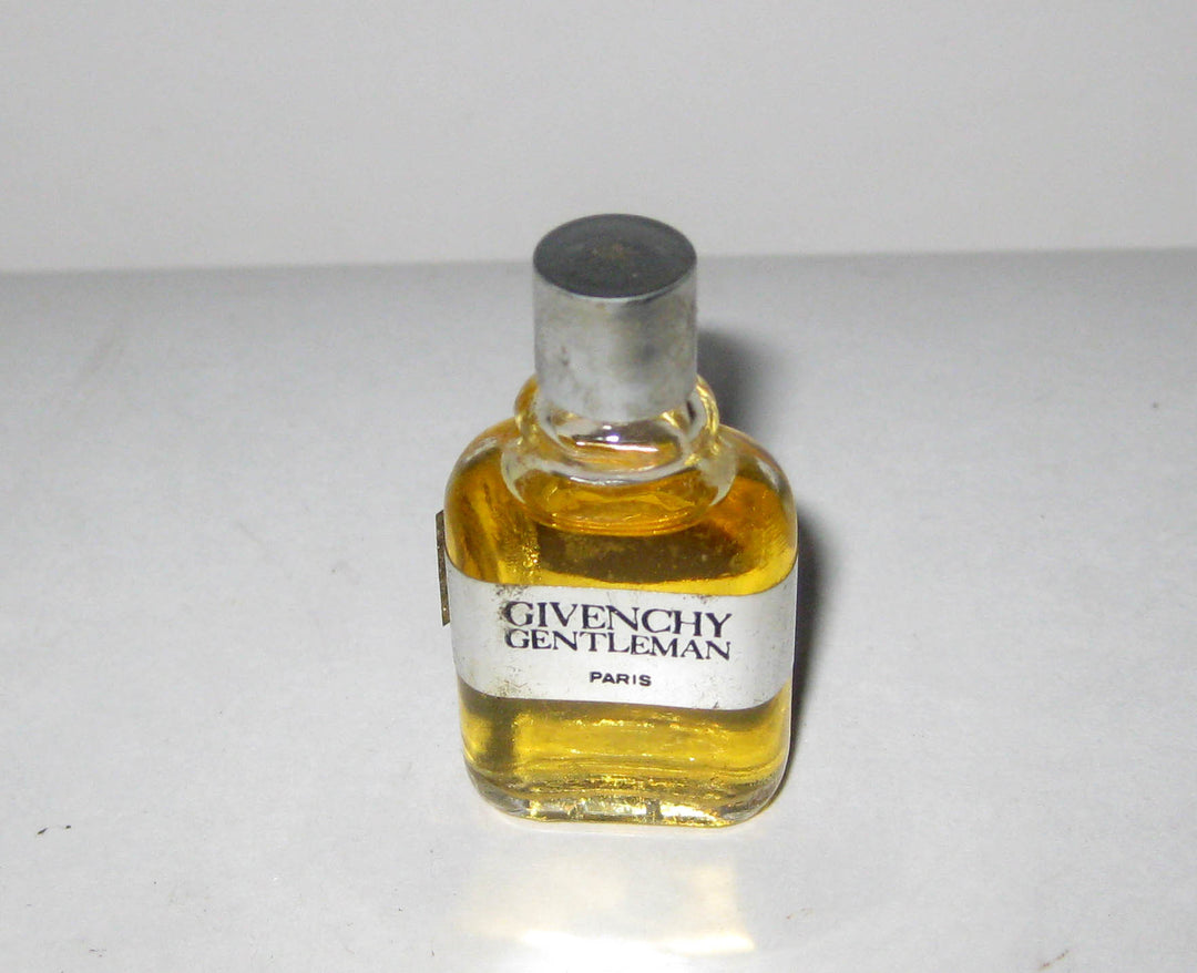 Givenchy Gentleman Eau De Toilette Mini