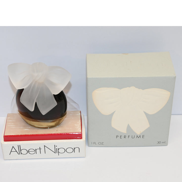 Albert Nipon Perfume — bottle
