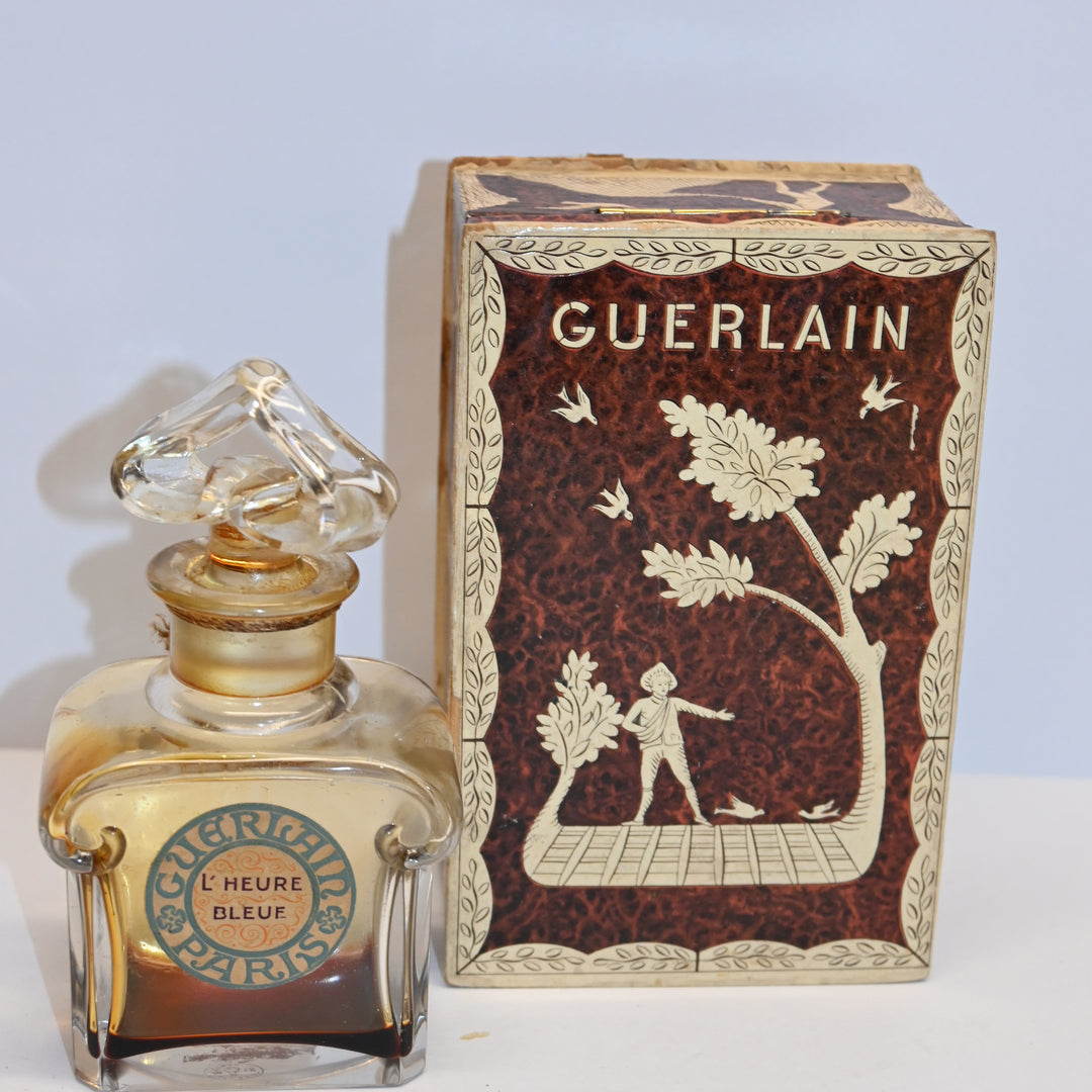 L'Heure Bleue Perfume Baccarat Bottle By Guerlain — detail