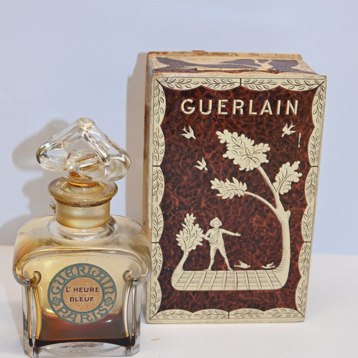 L'Heure Bleue Perfume Baccarat Bottle By Guerlain — detail