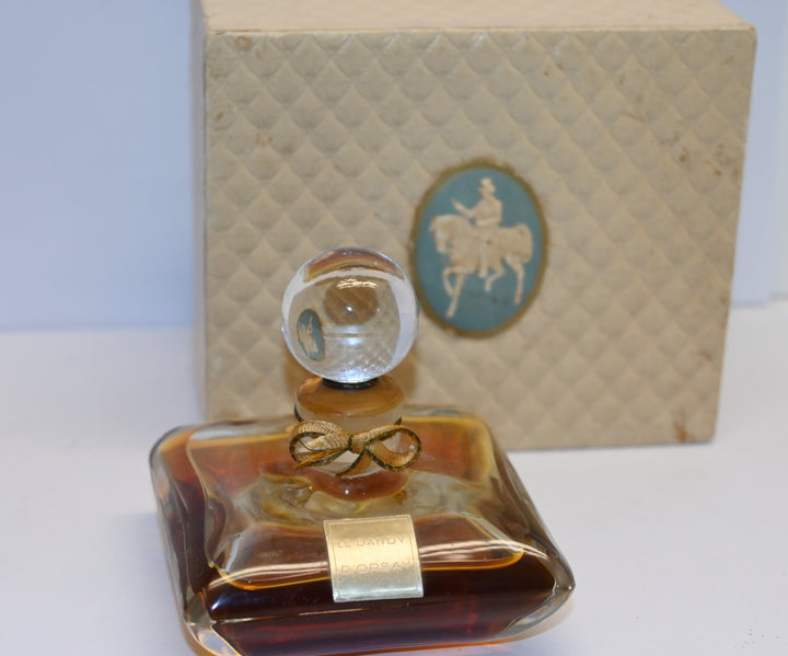 Le Dandy Perfume By D’Orsay — detail