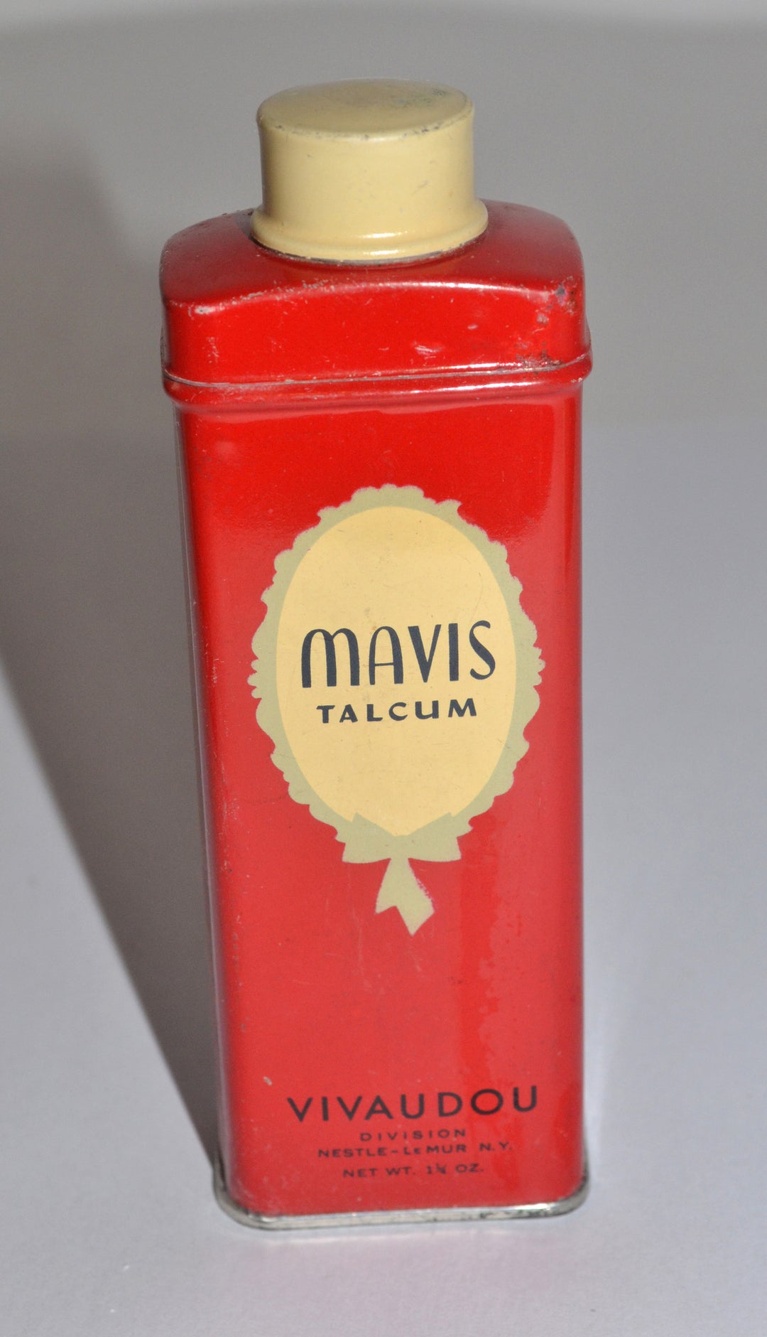 Vivaudou Mavis Imported Talcum Powder Tin