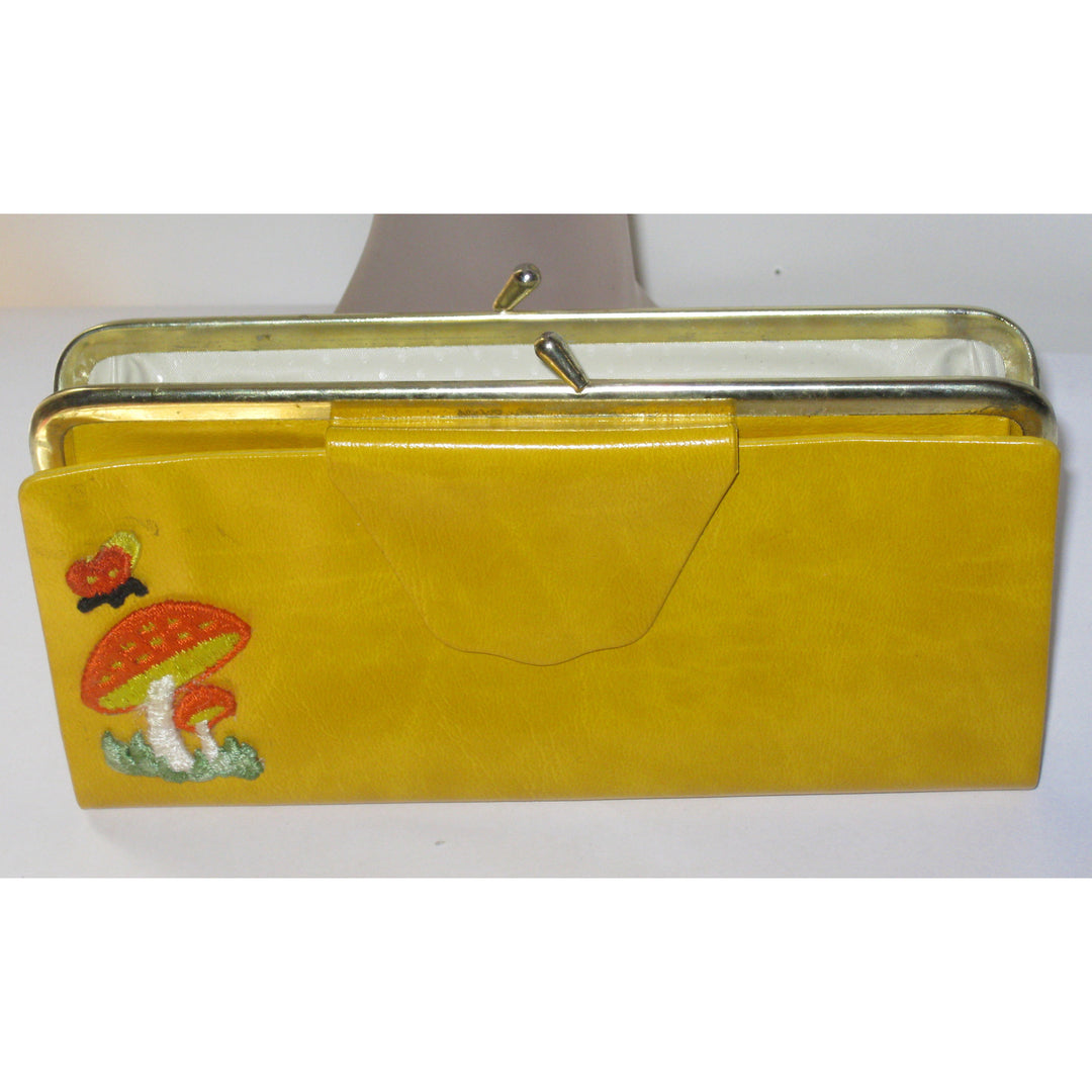 Vintage Mustard Vinyl Embroidered Mushroom Wallet