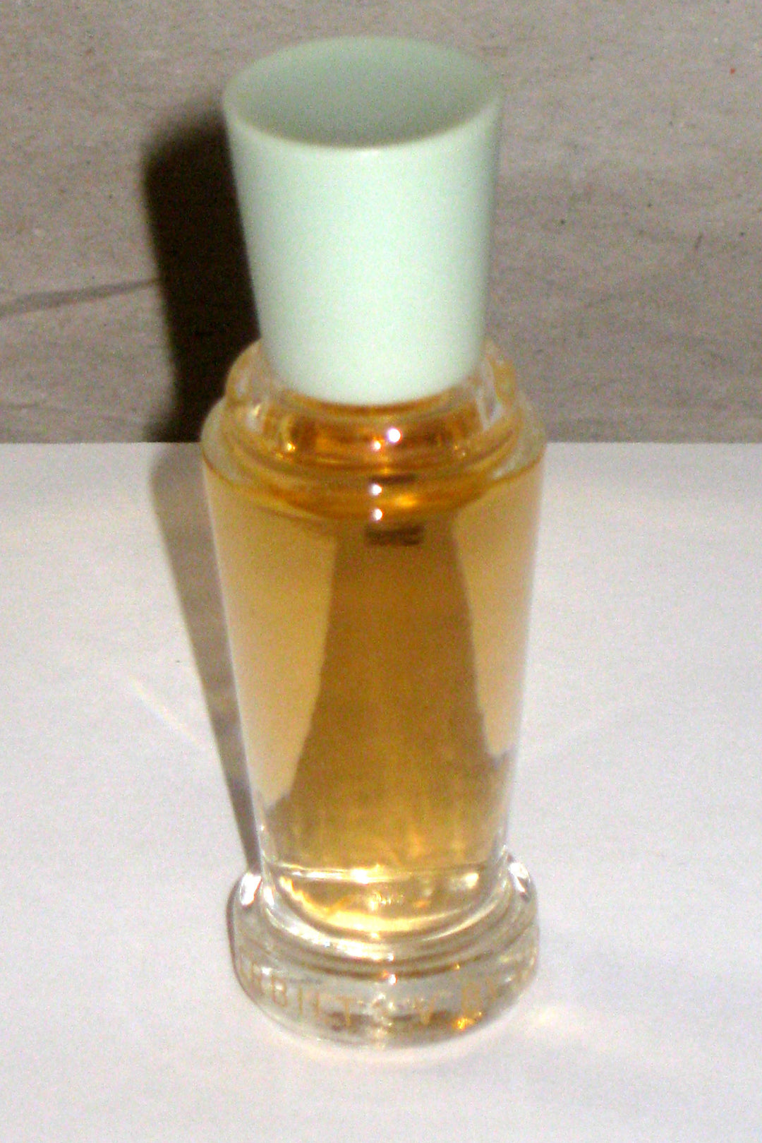 V Vanderbilt Toilette Mini